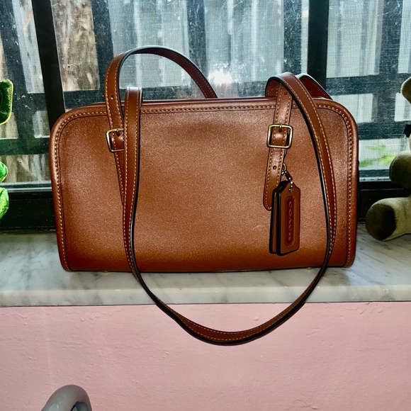 Coach Swing Zip Saddle Brown Shoulder Bag - Picture 5 of 7